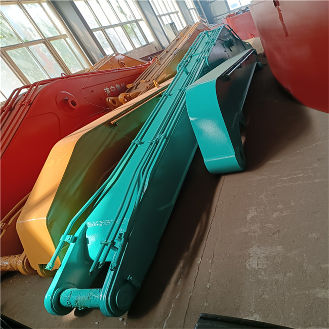 挖掘機(jī)加長臂改裝